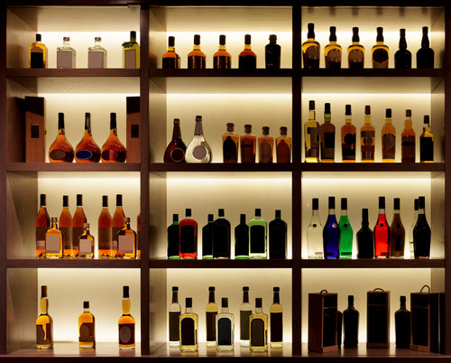 Stylish Ideas for Your Whisky Display