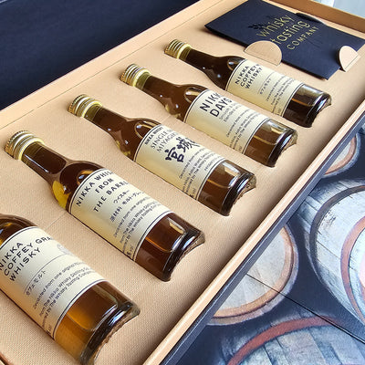 Japanese whisky gift set with five whiskies and tasting cards in luxury gift box