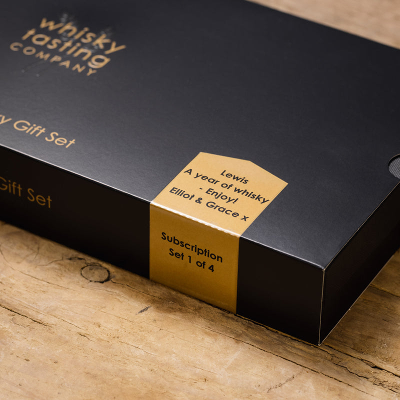 Whisky subscription personalised box